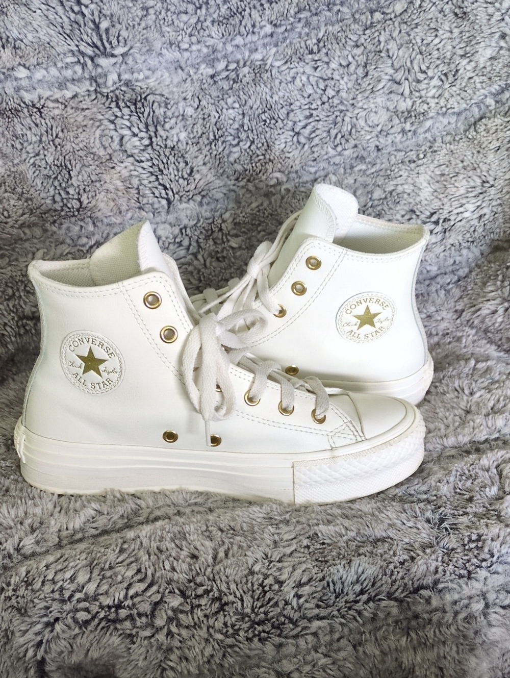 Converse All-Star Chuck Taylor All Star Gold Luxe Kids Size 3.5